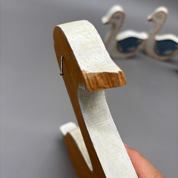 Vintage Wooden Geese Set of 4 Hand Painted Farmhouse Folk Art Mother w/ Babies - Picture 7 of 12